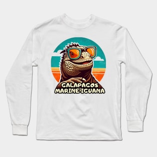 Funny Galapagos lizard enjoying summer retro vintage Long Sleeve T-Shirt